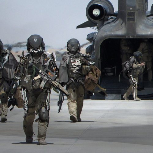 Боевая экипировка, роботы